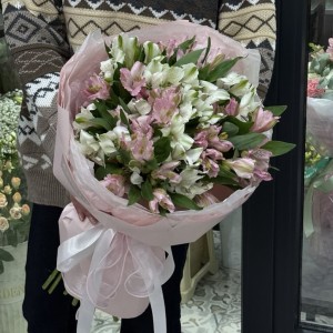 Букет из альстромерий "Арабеска"