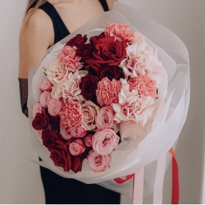 Сборный букет «Селена»