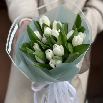 Букет из белых тюльпанов "Единственный"